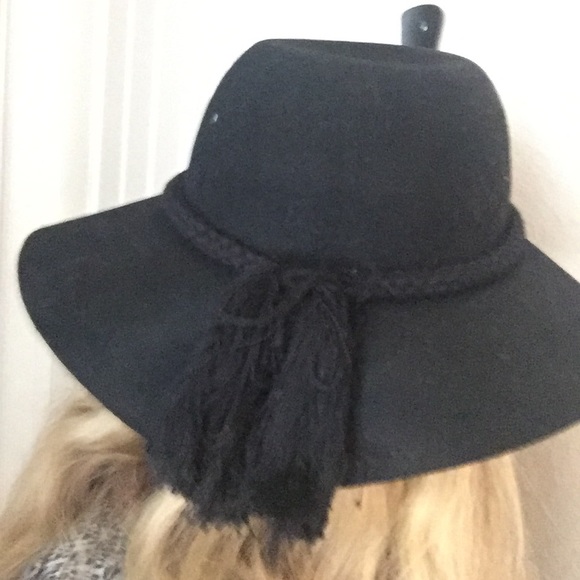 Floppy Braided Twin Tassel Hat - Picture 3 of 4