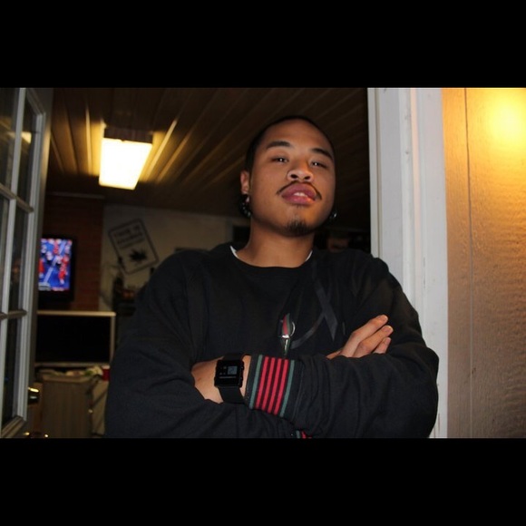 Meet your Posher, Mike - Picture 3 of 3