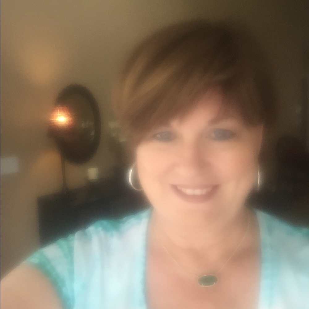 Meet your Posher, Kim