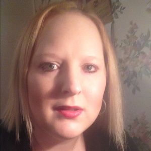 Meet your Posher, Katherine