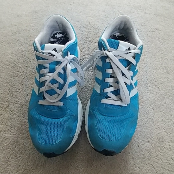 Adidas Shoes - Adidas Sneakers EUC