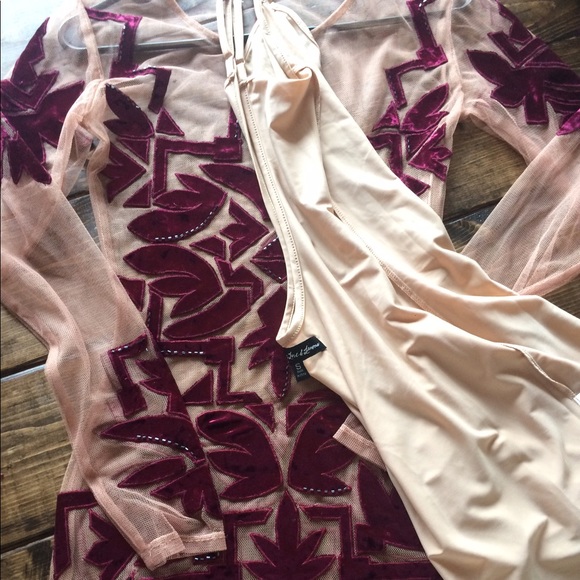 For Love & Lemons Vienna Mini Dress Burgundy S - Picture 3 of 4