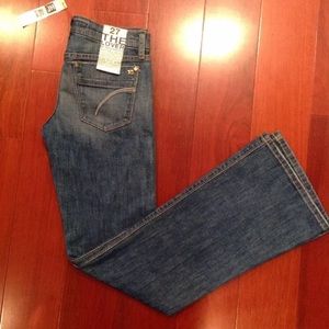 Joe "Lover" relaxed, boot low rise. NWT size 27