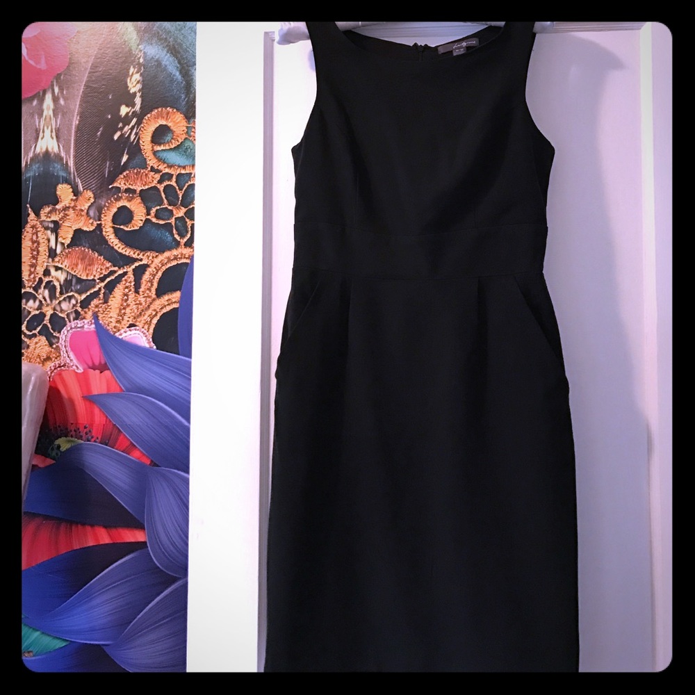Classic LIttle black shift dress by Forever21