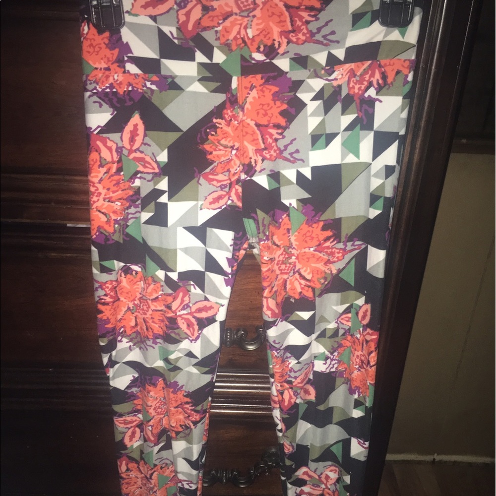 Lularoe One Size leggings