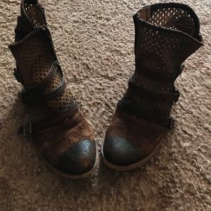 Corral size 8. Coahoma ankle boot