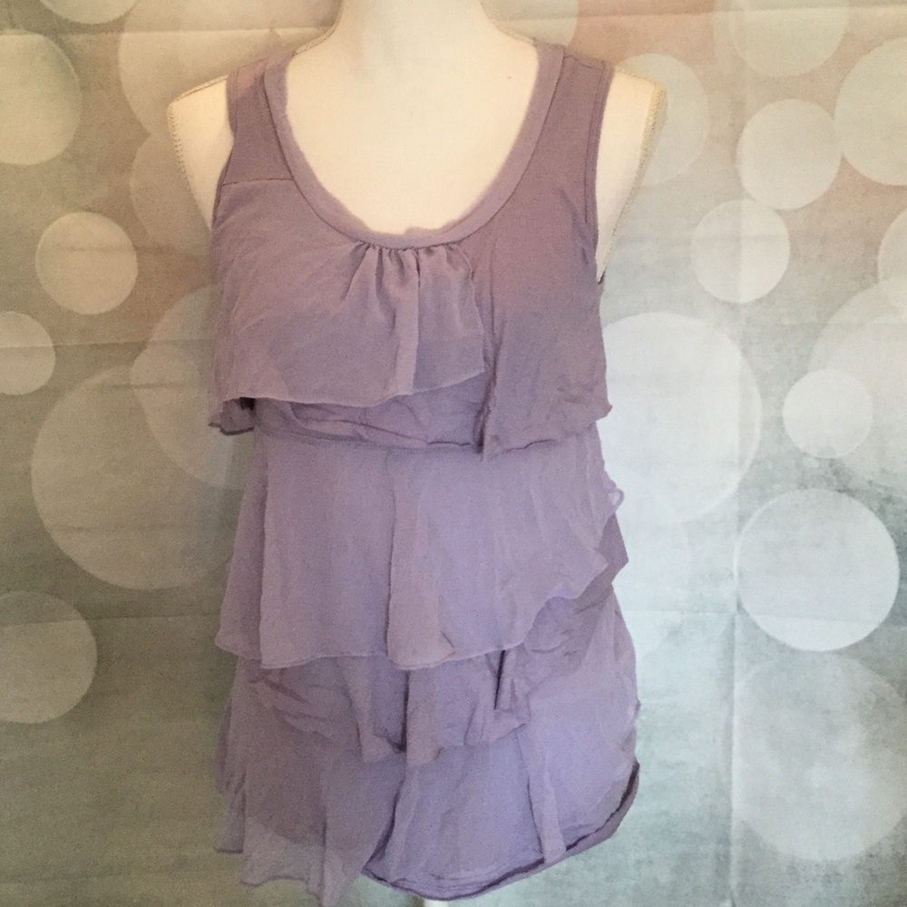 Simply Vera lavender flutter top