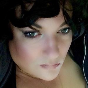 Meet your Posher, Karenlee