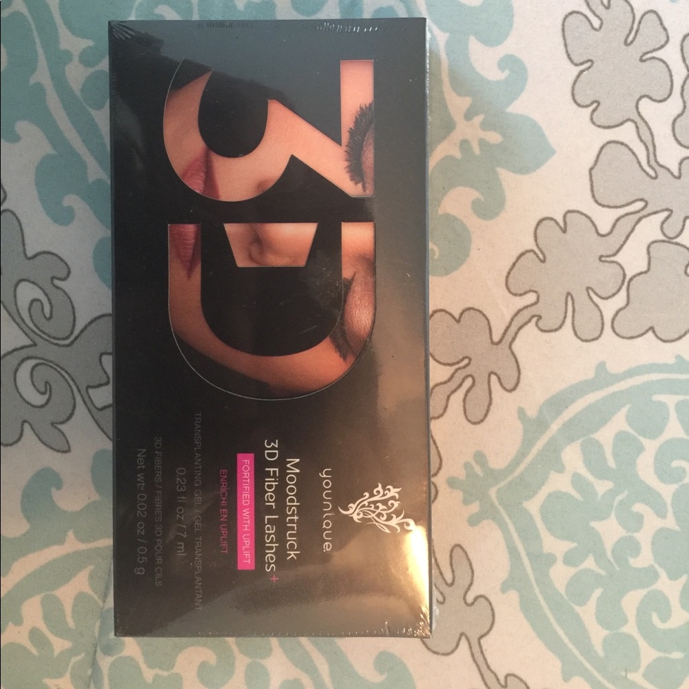 ⚡️Younique 3D New Formula!! ⚡️