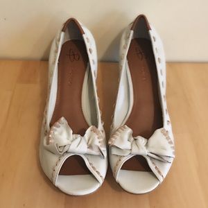 B Makowsky - Goregous -  Pumps - New - Size 10