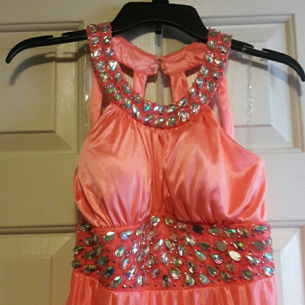Prom gown