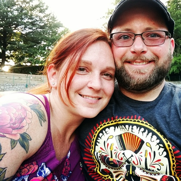 Meet your Posher, Angela - Picture 2 of 2