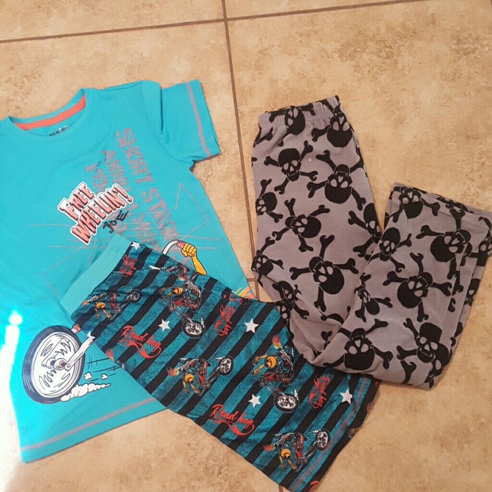Pajamas! Top and bottom set Bonus pj pants