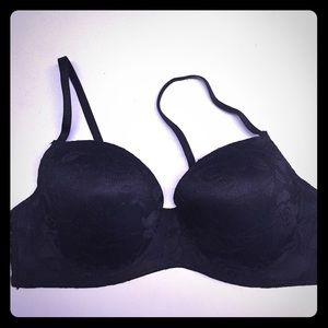 Lacy black Izod bra