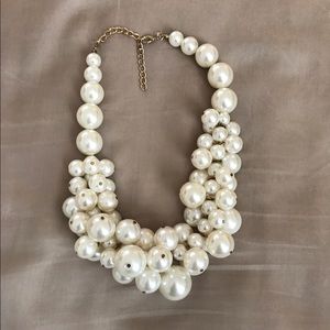Forever 21 Pearl Cluster Necklace