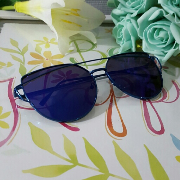 HIGH QUALITY CAT EYE MIRROR VINTAGE  SUNGLASSES - Picture 3 of 3