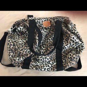 VS Pink Leopard Travel Bag