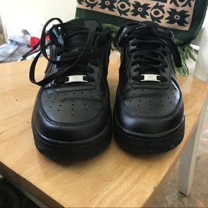 Air Force 1's all black 8/10 condition