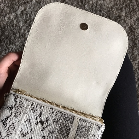 $1295 Jimmy Choo Shadow Snakeskin Chain mini bag - Picture 6 of 8