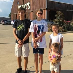 Meet your Posher, Rhoda