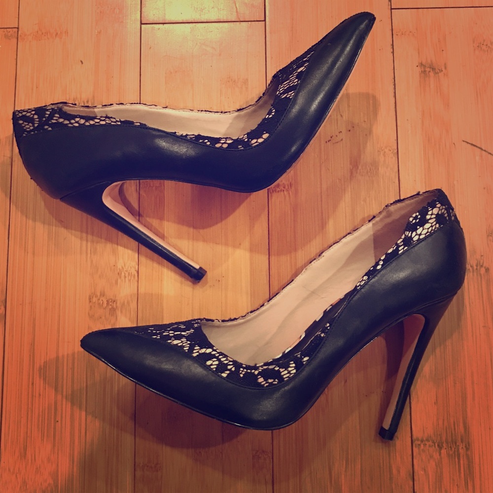 Just Cavalli by Roberto Cavalli lace pumps size 39