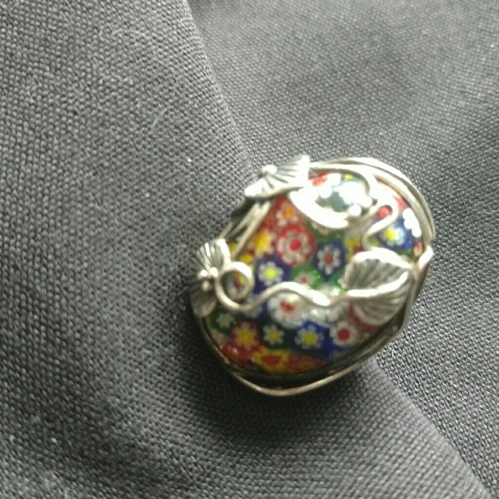 Unique ring with flowers