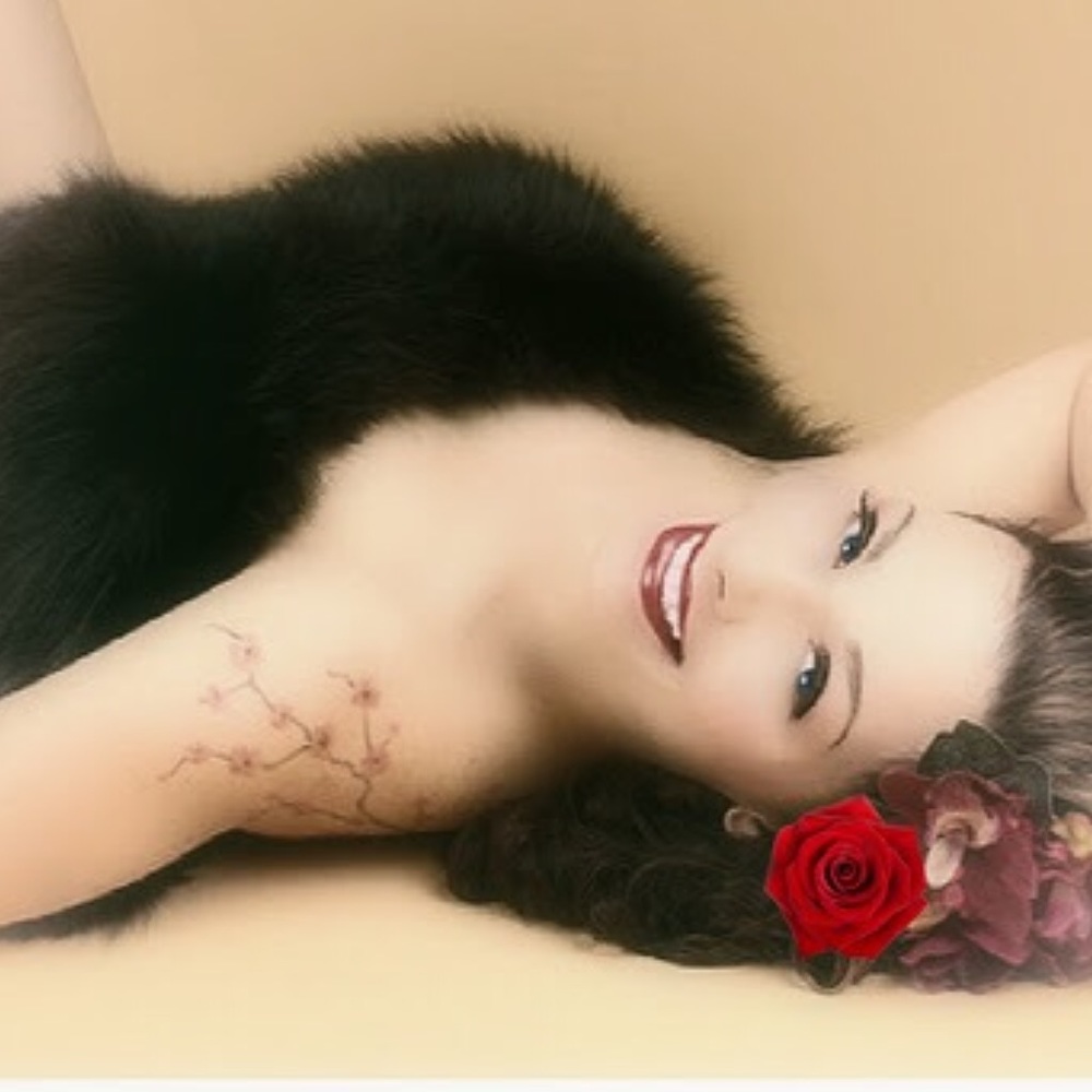 Meet your Posher, Trina