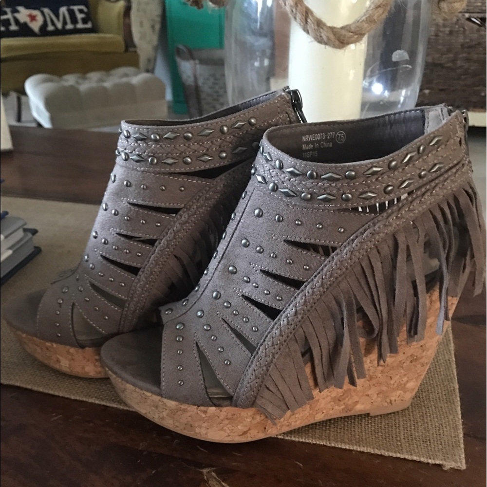 Not Rated Frolic wedges