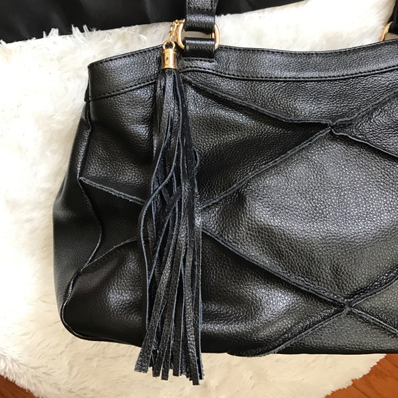 Nyla Noor black leather handbag! - Picture 2 of 4