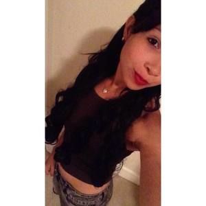 Meet your Posher, Amyra