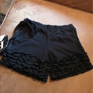 Little girl Ruffle shorts brand new