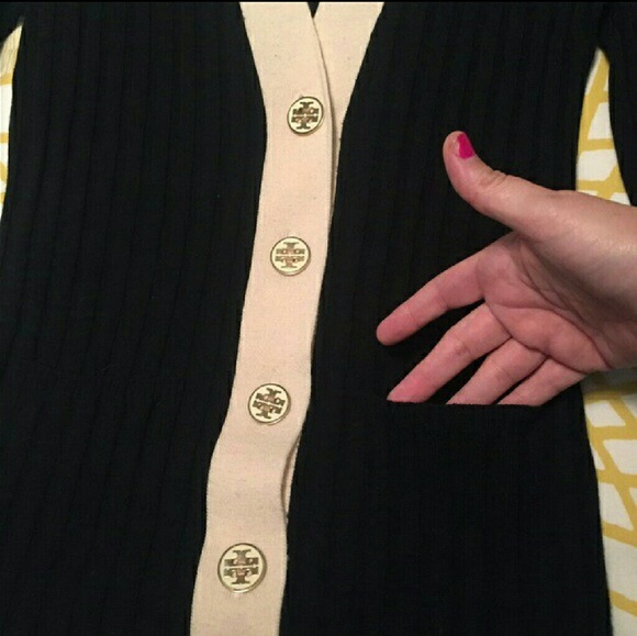 Authentic Tory Burch cardigan size M - Picture 2 of 4