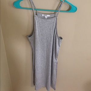 Long Sleeveless Top