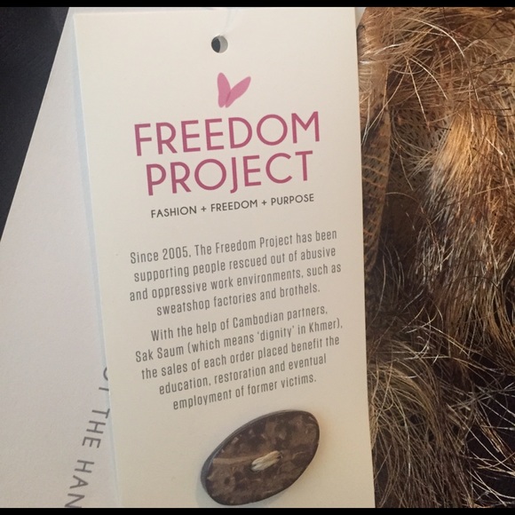 Faux Fur VEST Abi Ferrin Josie (#27) - Picture 7 of 7