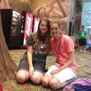 Meet your Posher, Rebecca