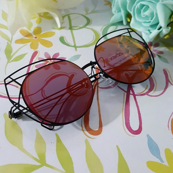 HIGH QUALITY CAT EYE MIRROR VINTAGE  SUNGLASSES - Picture 2 of 4
