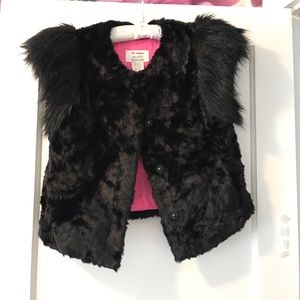 FLASH SALE!! Black faux fur vest