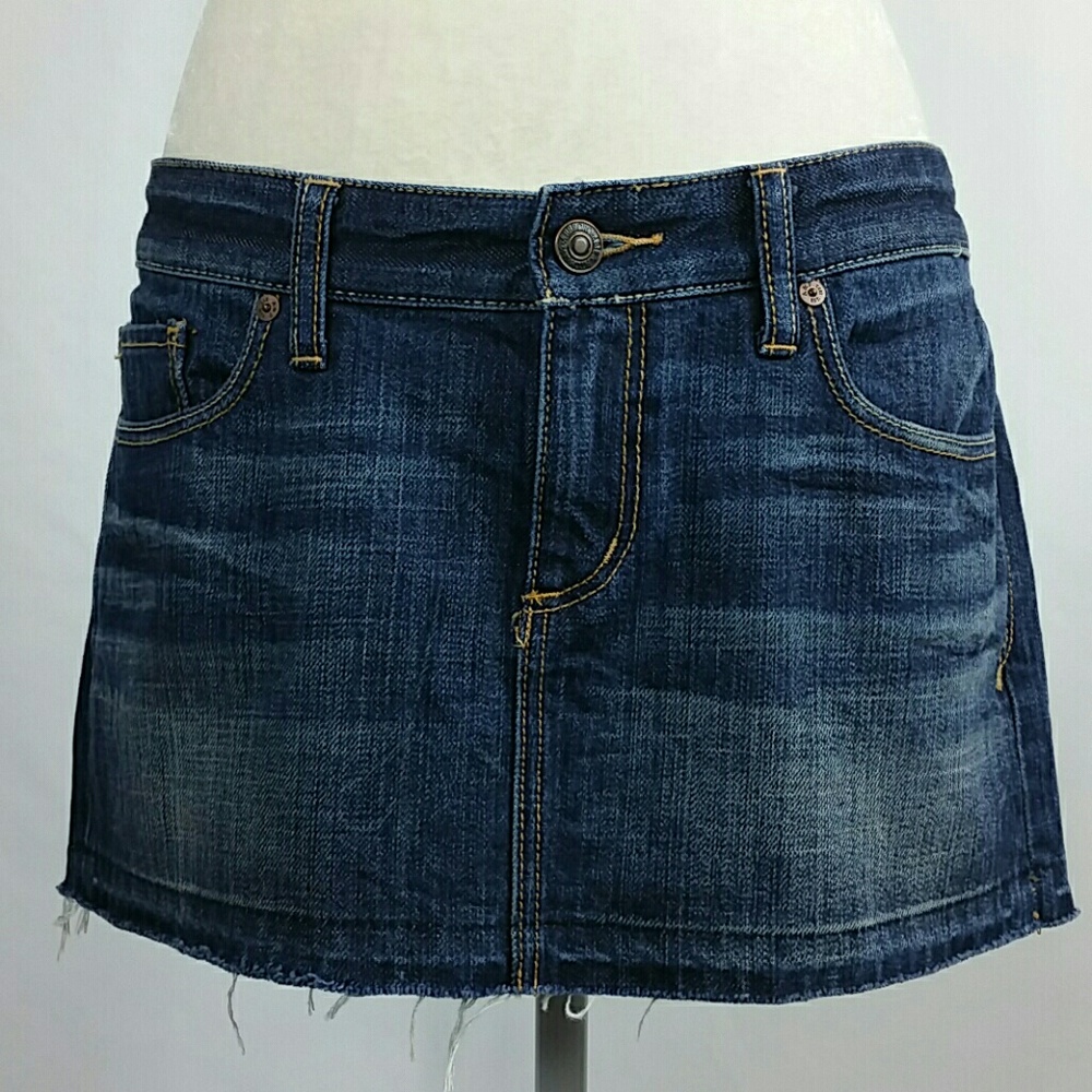 Abercrombie & Fitch mini skirt