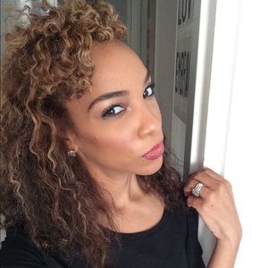 Meet your Posher, Tavonia