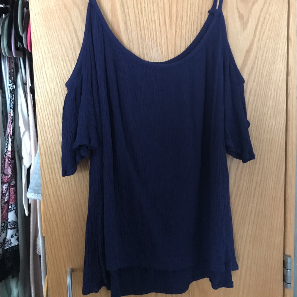 Off the shoulders shirt