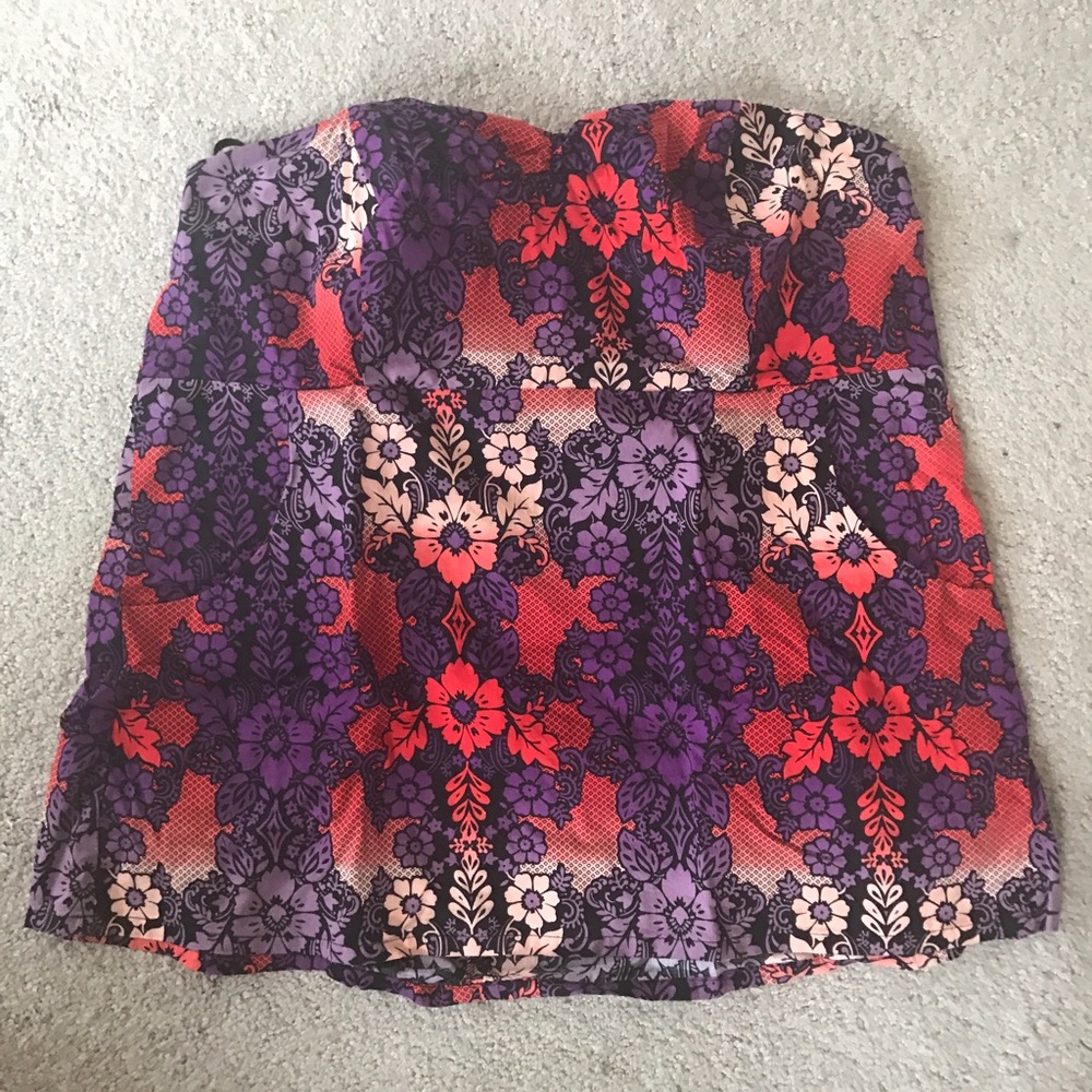 TORRID STRAPLESS TOP