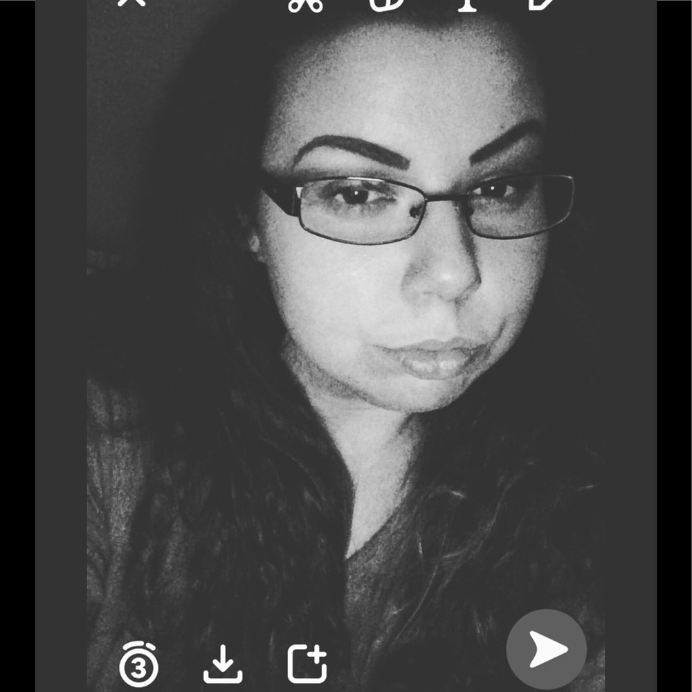 Meet your Posher, Felicia