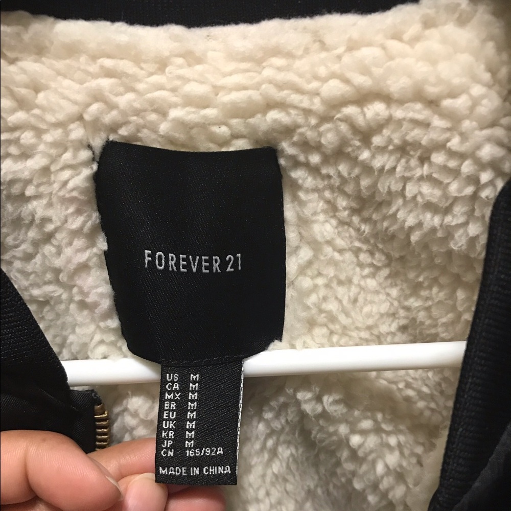 Bomber jacket - Picture 3 of 3