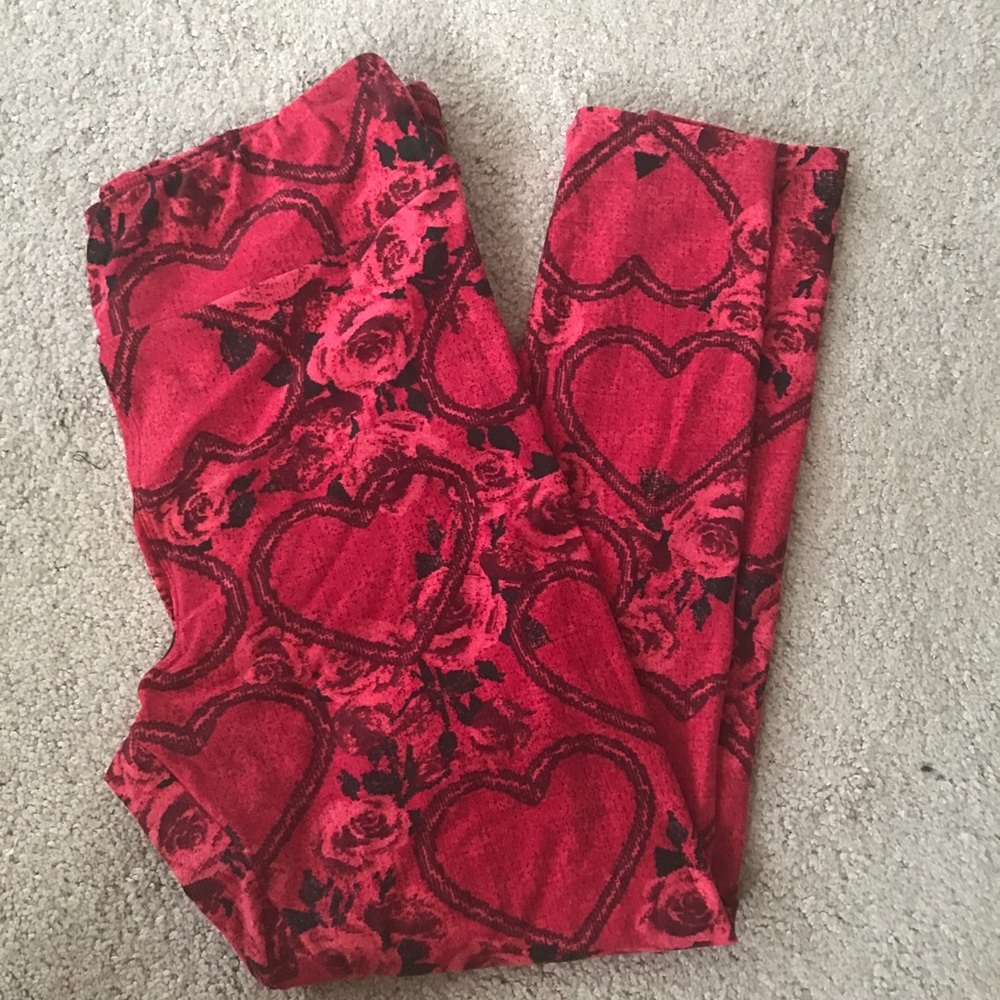 GUC - LULAROE T/C VALENTINES LEGGINGS