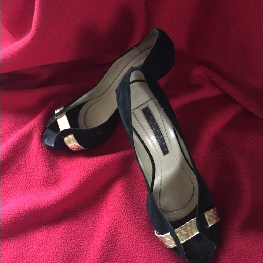 Laundry by Shelli Segal Woman's Pumps size 5.5M