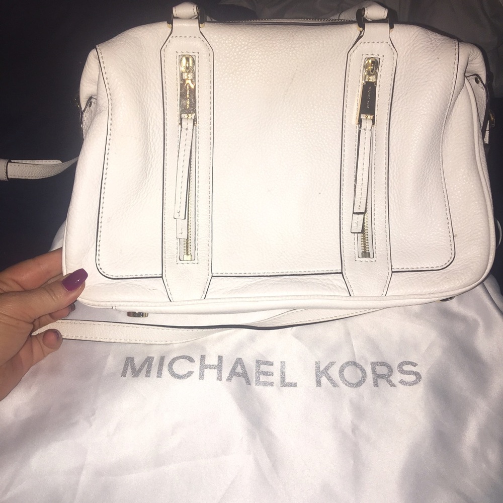 MK bag w detachable shoulder\crossbody strap