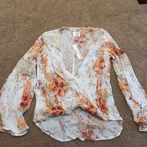 Love Stitch Boho Chic Blouse Medium NWT