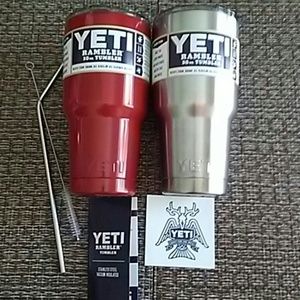 TWO YETI. RAMBLER TUMBLER 30 OZ EACH