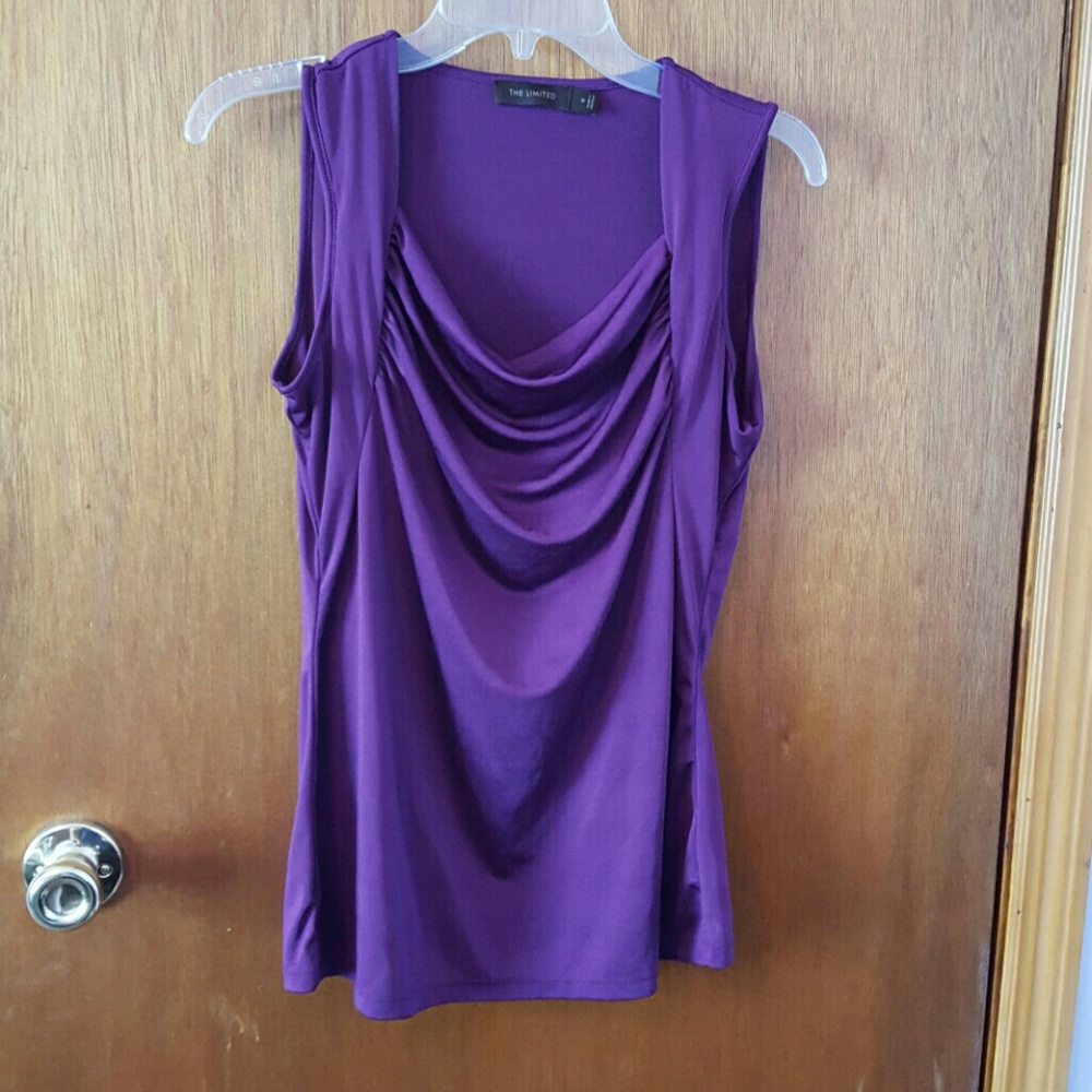Very cute limited top