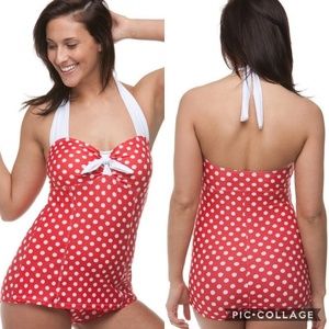 Adorable retro halter swimsuit!